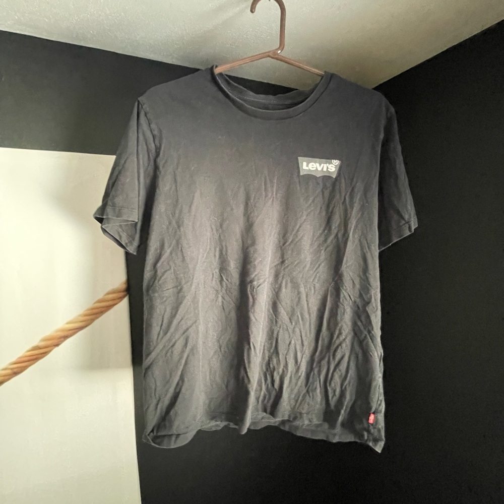 Levi's Black T-Shirt